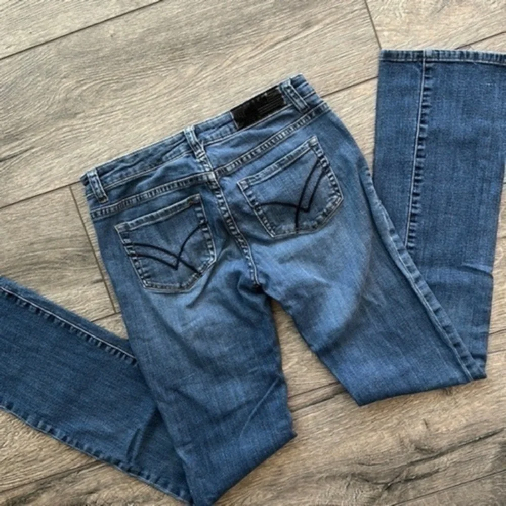 William Rast jeans Blair baby boot size 26 blue denim bikercore boot cut